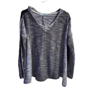 Maurices gray hoodie sweater size large